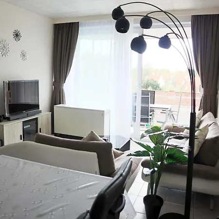 In Near The Beach, Cleaning Included * Nieuwpoort