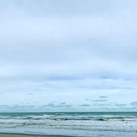 Lägenhet In Near The Beach, Cleaning Included